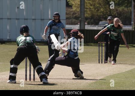 Corbridge, Angleterre, 10 mai 2025. Sophie Singer battant pour Cambridgeshire Women contre Northumberland Women lors de la Vitality T20 Women's County Cup, match du deuxième tour au Corbridge Cricket Club. Crédit : Colin Edwards Banque D'Images