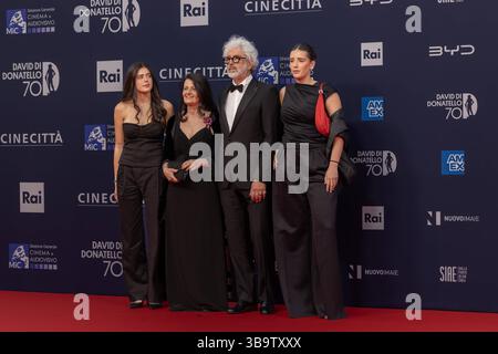 ITA : 70e David Di Donatello - tapis rouge Rome, Italie - 7 mai 2025 : les invités assistent au tapis rouge lors du 70e David Di Donatello aux Cinecitta Studios. Rome RM Italie Copyright : xGennaroxLeonardix Banque D'Images