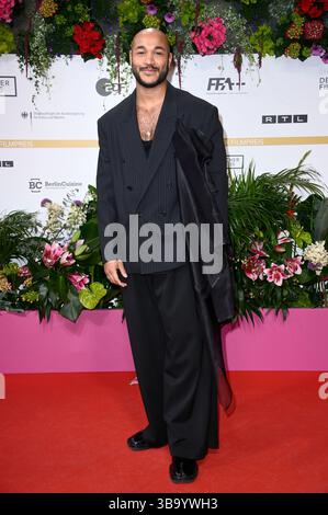 Malick Bauer BEI der 75. Verleihung des Deutschen Filmpreises 2025 im Theater am Potsdamer Platz. Berlin, 09.05.2025 Banque D'Images
