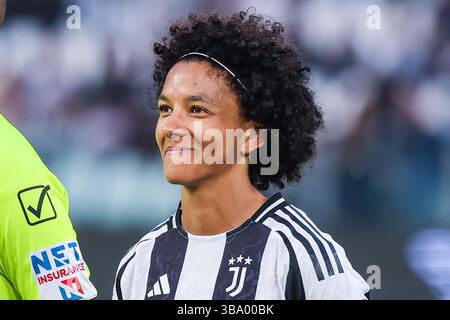 Turin, Italien. 10 mai 2025. Sara Gama de Juventus Women FC vue lors du match de football Serie A Women 2024/25 entre Juventus FC Women et FC Internazionale Women au Allianz Stadium crédit : dpa/Alamy Live News Banque D'Images