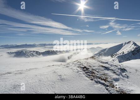 Fantastique circuit en raquettes sur la Hochgrat à Nagelfluhkette à Allgau, en Bavière Banque D'Images