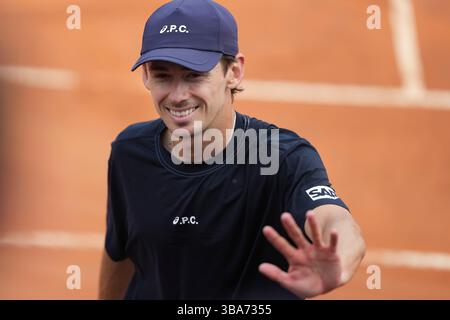 Rome, Italie. 12 mai 2025. Alex de Minaur, de l'Australie, célèbre à la fin du match contre Hugo Dellien, de la Bolivie, au tournoi de tennis Internazionali BNL d'Italia 2025 au Foro Italico à Rome, Italie, le 12 mai 2025. Alex de Minaur a gagné 6-4, 6-4 sur Hugo Dellenof. Crédit : Insidefoto/Alamy Live News Banque D'Images