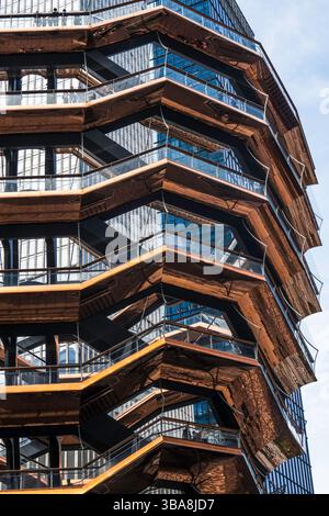 La structure du navire est la pièce maîtresse du complexe Hudson Yards, New York, États-Unis, 2025 Banque D'Images