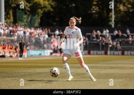Cologne, Allemagne. 11 mai 2025. Cologne, Allemagne, 11 mai 2025 Martyna Wiankowska (26 - 1.FC Koeln) lors du match Google Pixel Frauen-Bundesliga entre le 1.FC Koln et turbine Potsdam au Franz-Kremer-Stadion, à Cologne, en Allemagne. (Gabor Baumgarten/SPP) crédit : SPP Sport Press photo. /Alamy Live News Banque D'Images
