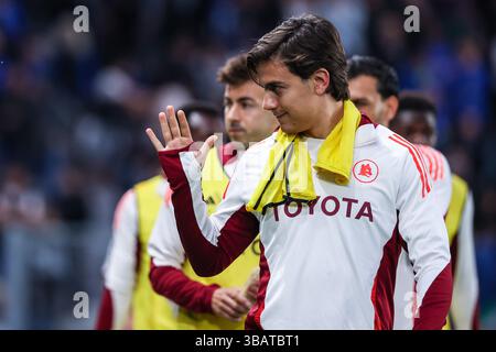Bergame, Italien. 12 mai 2025. Paulo Dybala de L'AS Roma gestes pendant le match de football de Serie A 2024/25 entre Atalanta BC et AS Roma au Gewiss Stadium crédit : dpa/Alamy Live News Banque D'Images