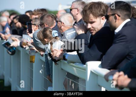 Ascot, Royaume-Uni. 9 mai 2025. Courses hippiques à Ascot Racecourse à Ascot, Berkshire. Crédit : Maureen McLean/Alamy Banque D'Images