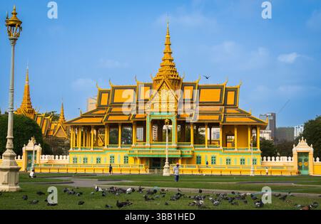 Le pavillon Moonlight au Palais Royal, Phnom Penh, Cambodge Banque D'Images
