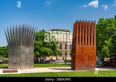 Denkmal von Jan Palach und das Rudolfinum in Prag, Tschechische Republik | le mémorial Jan Palach et le Rudolfinum à Prague, République tchèque Banque D'Images