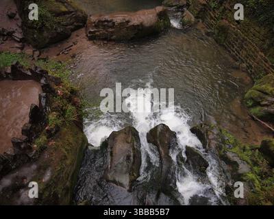 Cascade de Schiessentümpel / Schéissendëmpel (Mullerthal, Grand-Duché de Luxembourg) Banque D'Images