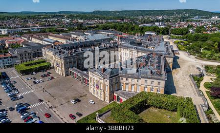 Vue aérienne du Château de Compiègne dans le département français de l'Oise en Picardie, Nord de la France Banque D'Images