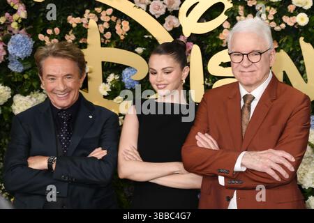 New York, NY, États-Unis. 13 mai 2025. Martin Short, Selena Gomez et Steve Martin au Disney Upfront 2025 le 13 mai 2025 au Javits Center de New York. Crédit : Mpi099/Media Punch/Alamy Live News Banque D'Images