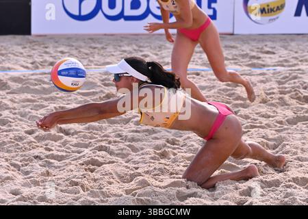 Madrid, Madrid, Espagne. 15 mai 2025. ELBA PAEZ (ESP) participe au Beach Pro Tour futures Madrid 2025 entre ESPAGNE et NEDERLAND au Parque Deportivo Puerta de Hierro le 15 mai 2025 à Madrid, Espagne. (Crédit image : © Oscar Manuel Sanchez/ZUMA Press Wire) USAGE ÉDITORIAL SEULEMENT ! Non destiné à UN USAGE commercial ! Banque D'Images