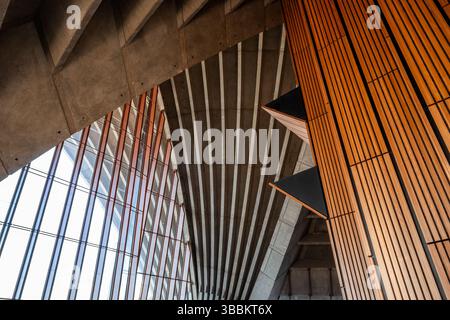 Intérieur de l'Opéra de Sydney montrant une structure de toit en béton Banque D'Images
