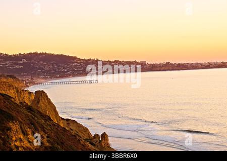 Coucher de soleil sur la côte de San Diego Banque D'Images