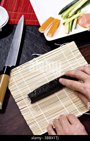 Gros plan avec des rouleaux de sushi Banque D'Images