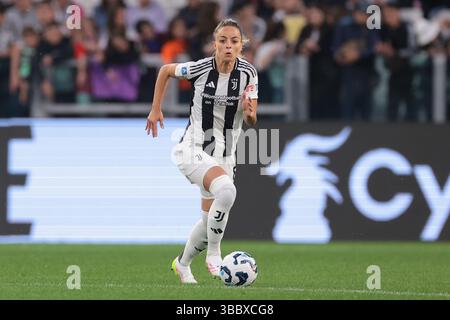 Turin, Italie. 10 mai 2025. Martina Rosucci de la Juventus lors du match Juventus Women vs Inter Femminile Serie A Femminile au stade Allianz de Turin. Le crédit photo devrait se lire : Jonathan Moscrop/Sportimage crédit : Sportimage Ltd/Alamy Live News Banque D'Images