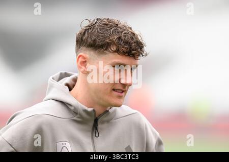 London Stadium, Stratford le dimanche 18 mai 2025. Stratford, Royaume-Uni. 18 mai 2025. Ryan Yates de Nottingham Forest lors du match de premier League entre West Ham United et Nottingham Forest au London Stadium de Stratford le dimanche 18 mai 2025. (Photo : Jon Hobley | mi News) crédit : MI News & Sport /Alamy Live News Banque D'Images