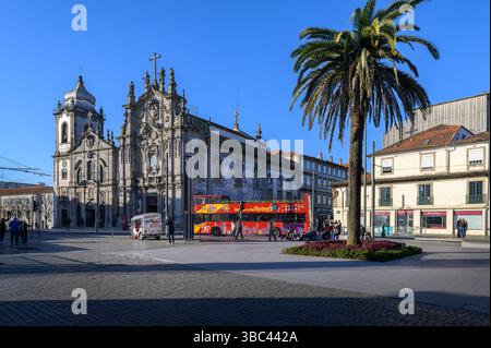 Porto, Portugal - 21 mai 2023 : Eglises Carmo et Carmelitas à Porto, Portugal Banque D'Images