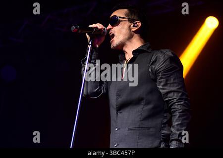 Buenos Aires (17 mai 2025). Groupe de grunge américain Stone Temple Pilots (Jeff Gutt, chanteur), se produisant en direct à Estadio Obras, Buenos Aires (Argentine). Crédit : Mariano Garcia/Alamy Live News Banque D'Images