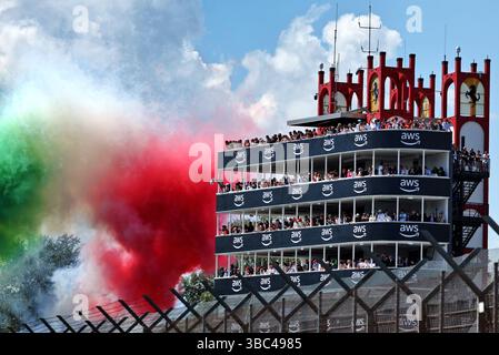 Imola, Italie. 18 mai 2025. Atmosphère du circuit. 18.05.2025. Championnat du monde de formule 1, route 7, Grand Prix d'Emilie Romagne, Imola, Italie, jour de la course. Crédit : James Moy/Alamy Live News Banque D'Images