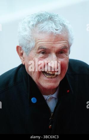 Claude Lelouch à la première du Phénician Scheme à Cannes, France, le 18 mai 2025 dans le cadre du 78e Festival de Cannes. Photo Aurore Marechal/ABACAPRESS.COM Banque D'Images