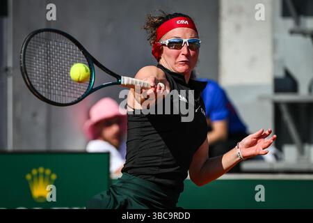 19 mai 2025, Paris, France, France : Carole MONNET de France lors de la première journée de qualification de Roland-Garros 2025, Open de France 2025, tournoi de tennis du Grand Chelem au stade Roland-Garros le 29 mai 2025 à Paris, France. (Crédit image : © Matthieu Mirville/ZUMA Press Wire) USAGE ÉDITORIAL SEULEMENT ! Non destiné à UN USAGE commercial ! Banque D'Images