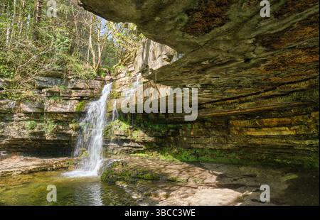 Summerhill Force et Gibson's Cave, Bowless, Teesdale, comté de Durham Banque D'Images