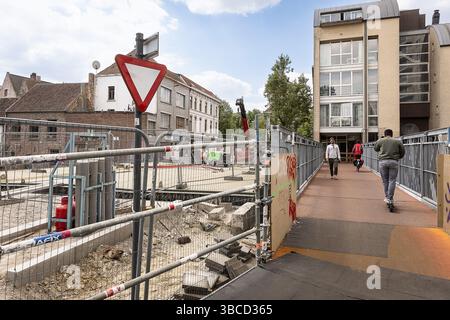 Gand, Belgique. 19 mai 2025. Le site de construction du nouveau pont de Krommewalbrug dans le centre-ville de Gand photographié le lundi 19 mai 2025. BELGA PHOTO JAMES ARTHUR GEKIERE crédit : Belga News Agency/Alamy Live News Banque D'Images