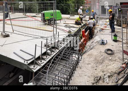 Gand, Belgique. 19 mai 2025. Le chantier du nouveau pont Krommewalbrug dans le centre-ville de Gand le lundi 19 mai 2025. BELGA PHOTO JAMES ARTHUR GEKIERE crédit : Belga News Agency/Alamy Live News Banque D'Images