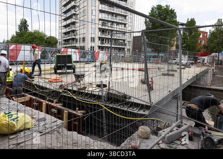 Gand, Belgique. 19 mai 2025. Le chantier du nouveau pont Krommewalbrug dans le centre-ville de Gand le lundi 19 mai 2025. BELGA PHOTO JAMES ARTHUR GEKIERE crédit : Belga News Agency/Alamy Live News Banque D'Images