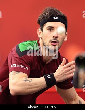 Doha, Qatar. 19 mai 2025. Joao Geraldo, du Portugal, participe à la ronde masculine en simple de 64 entre Liang Jingkun, de Chine, et Joao Geraldo, du Portugal, à la finale des Championnats du monde de tennis de table de l'ITTF Doha 2025 à Doha, Qatar, le 19 mai 2025. Crédit : HE Changshan/Xinhua/Alamy Live News Banque D'Images