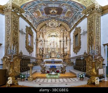 Faro, Portugal - 31 décembre 2020 : vue de l'intérieur de l'église Igreja do Carmo à Faro Banque D'Images