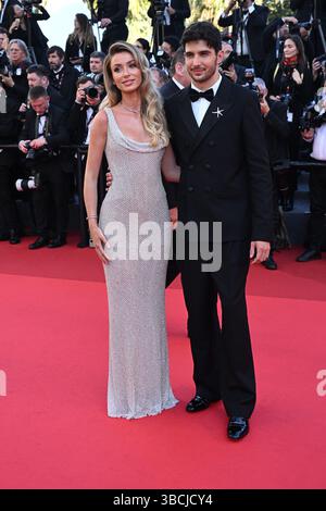 Flavy Barla (à gauche) et Esteban Ocon assistent à la première de vie privée au 78e Festival de Cannes, France. Date de la photo : mardi 20 mai 2025. Banque D'Images