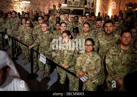 Doha, Qatar. 15 mai 2025. Le président Donald Trump prononce un discours devant les troupes à la base aérienne Al Udeid, jeudi 15 mai 2025, à Doha, Qatar. (Crédit image : © Daniel Torok/Maison Blanche/ZUMA Press Wire) USAGE ÉDITORIAL SEULEMENT ! Non destiné à UN USAGE commercial ! Banque D'Images