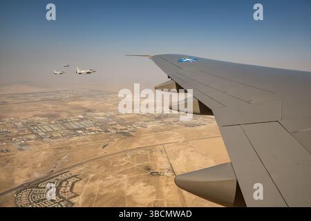 Doha, Qatar. 15 mai 2025. Air Force One est escorté par Jet Fighter. (Crédit image : © Daniel Torok/Maison Blanche/ZUMA Press Wire) USAGE ÉDITORIAL SEULEMENT ! Non destiné à UN USAGE commercial ! Banque D'Images