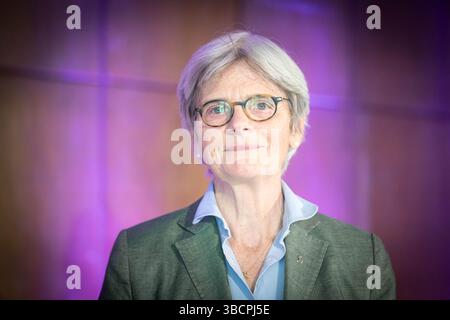 Brême, Allemagne. 21 mai 2025. Edda bosse au Kirchentag, l'actuel président de l'Église évangélique de Brême (BEK) n'est plus candidat. La direction de l’Église protestante de Brême est confrontée à un changement générationnel. Crédit : Sina Schuldt/dpa/Alamy Live News Banque D'Images