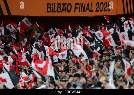 Bilbao, Espagne. 21 mai 2025. Les fans de Manchester encouragent le match de football de la finale de l'Europa League 2024/2025 entre Tottenham Hotspur et Manchester United au stade San Mames de Bilbao (Espagne), le 21 mai 2025. Crédit : Insidefoto/Alamy Live News Banque D'Images