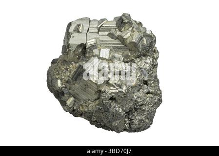 Pyrite minérale, pyrite de fer, or de fou, sulfure de fer trouvé à Huaron, Pérou sur fond blanc Banque D'Images
