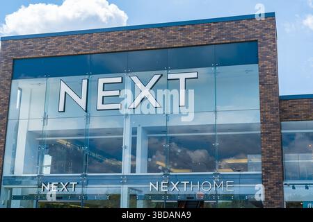 Mercredi, Royaume-Uni - 23 mai 2025 : façade de vêtements, chaussures et produits pour la maison basés au Royaume-Uni, Next Banque D'Images