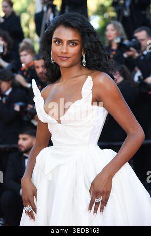 Cannes, France. 23 mai 2025. Simone Ashley à la première Mastermind à Cannes, France, le 23 mai 2025 dans le cadre du 78e Festival de Cannes. Photo par Aurore Marechal/ABACAPRESS.COM crédit : Abaca Press/Alamy Live News Banque D'Images