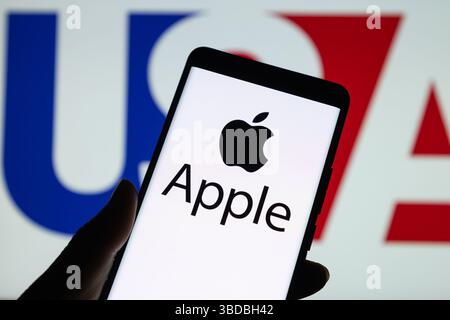 CHONGQING, CHINE - 23 MAI 2025 - une photo d'illustration montre le logo Apple affiché dans un smartphone à Chongqing, Chine, le 23 mai 2025. Banque D'Images