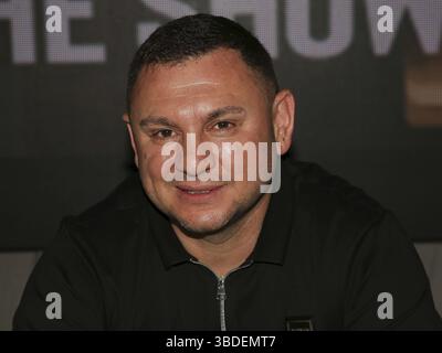 Promoteur Burim Sylejmani de l’écurie de boxe de Magdebourg Fides Sports lors de la conférence de presse DU SPECTACLE MUST GO ON III le 21 septembre 2023 à Magdebu Banque D'Images