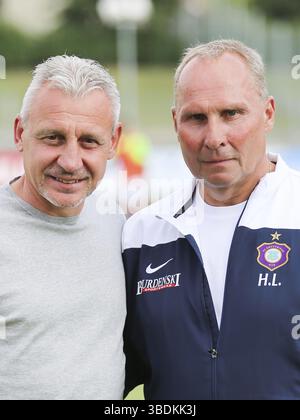 L'entraîneur-chef Pavel Dotchev, président Helge Leonhardt, les deux FC Erzgebirge Aue 2.Bundesliga 2016-17 match amical FC Erzgebirge Aue, Hanovre 96on 27 Ju Banque D'Images