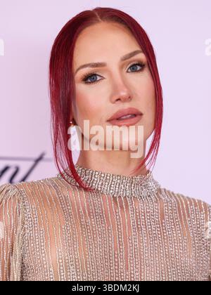 CENTURY CITY, LOS ANGELES, CALIFORNIE, États-Unis - 16 MAI : la danseuse de salle de bal australienne Sharna Burgess arrive au 32e gala annuel Race to Erase MS 2025 qui se tient au Fairmont Century Plaza le 16 mai 2025 à Century City, Los Angeles, Californie, États-Unis. (Photo de Xavier Collin/image Press Agency) Banque D'Images