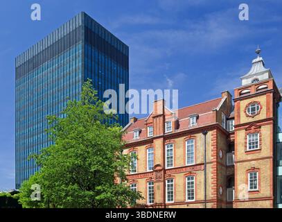 Royaume-Uni, Londres, Elizabeth Garrett Anderson et Obstetric Hospital Building maintenant occupé par UNISON. Banque D'Images