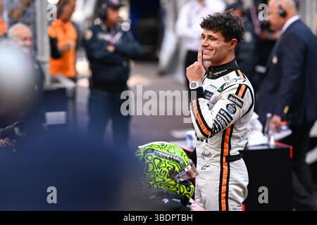 Montecarlo, Mezzolombardo, Monaco. 25 mai 2025. Lando Norris (McLaren F1 Team) remporte le Grand Prix FIA de formule 1 de Monaco 2025 sur le circuit de Monaco à Montecarlo, Monaco. (Crédit image : © Daisy Facinelli/ZUMA Press Wire) USAGE ÉDITORIAL SEULEMENT ! Non destiné à UN USAGE commercial ! Banque D'Images