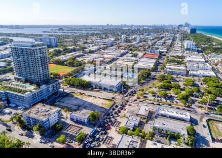 Miami Beach Floride, North Beach, 72 Park condominium de grande hauteur, North Shore Park & Youth Center, North Beach Tennis Center courts, Abbott Avenue Harding A Banque D'Images