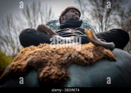 Montréal Tam-Tams dans le parc du Mont-Royal à Montréal, Canada. Le Tam-Tams est le nom informel d'un festival hebdomadaire gratuit de tambours. Banque D'Images