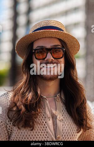 Festival de Cannes - Tiffanys Lunch Riccardo Simonetti beim Tiffanys Lunch während der 78. Filmfestspiele à Cannes im Carlton Beach AM 15.05.2025. *** Festival de Cannes Tiffanys déjeuner Riccardo Simonetti au Tiffanys déjeuner pendant le Festival de Cannes 78 au Carlton Beach le 15 05 2025 Copyright : xEventpressxKochanx Banque D'Images