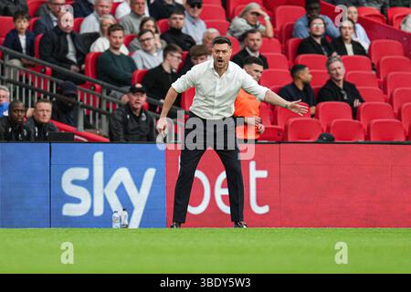 Johnnie Jackson manager de l'AFC Wimbledon lors de la finale des éliminatoires de Sky Bet League 2 AFC Wimbledon vs Walsall au stade de Wembley, Londres, Royaume-Uni, le 26 mai 2025 (photo par Harvey Murphy/News images) Banque D'Images